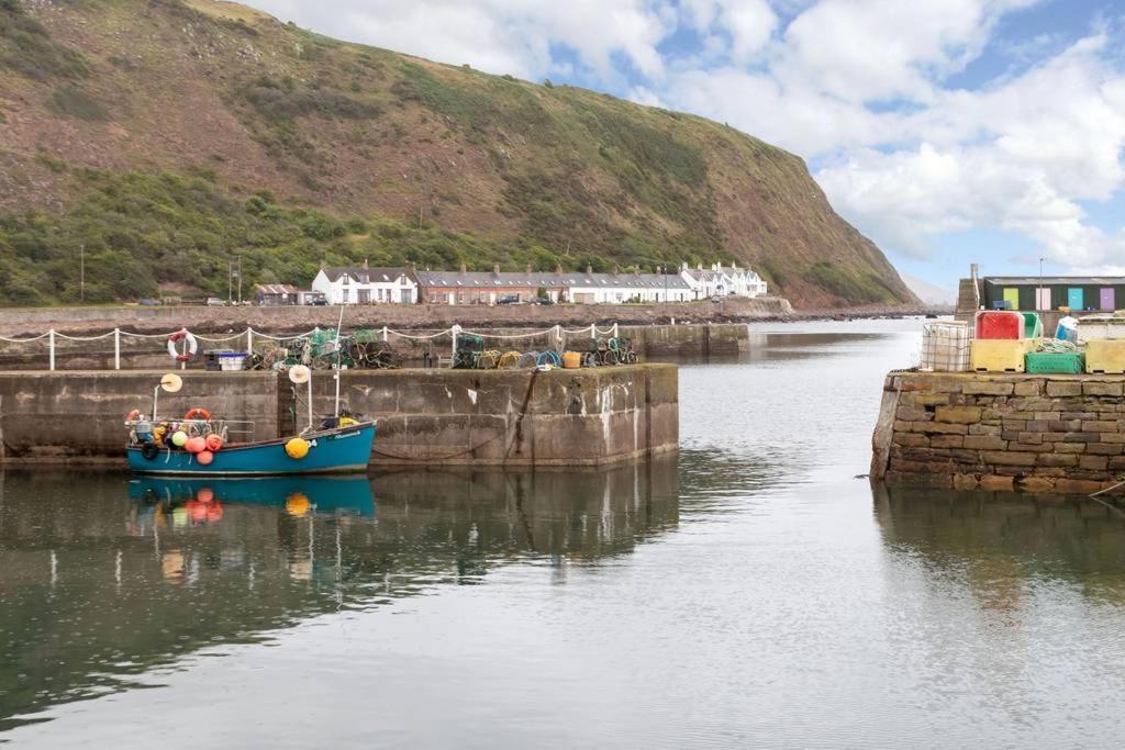 The Cottage By The Sea, Scotland Burnmouth Exterior photo